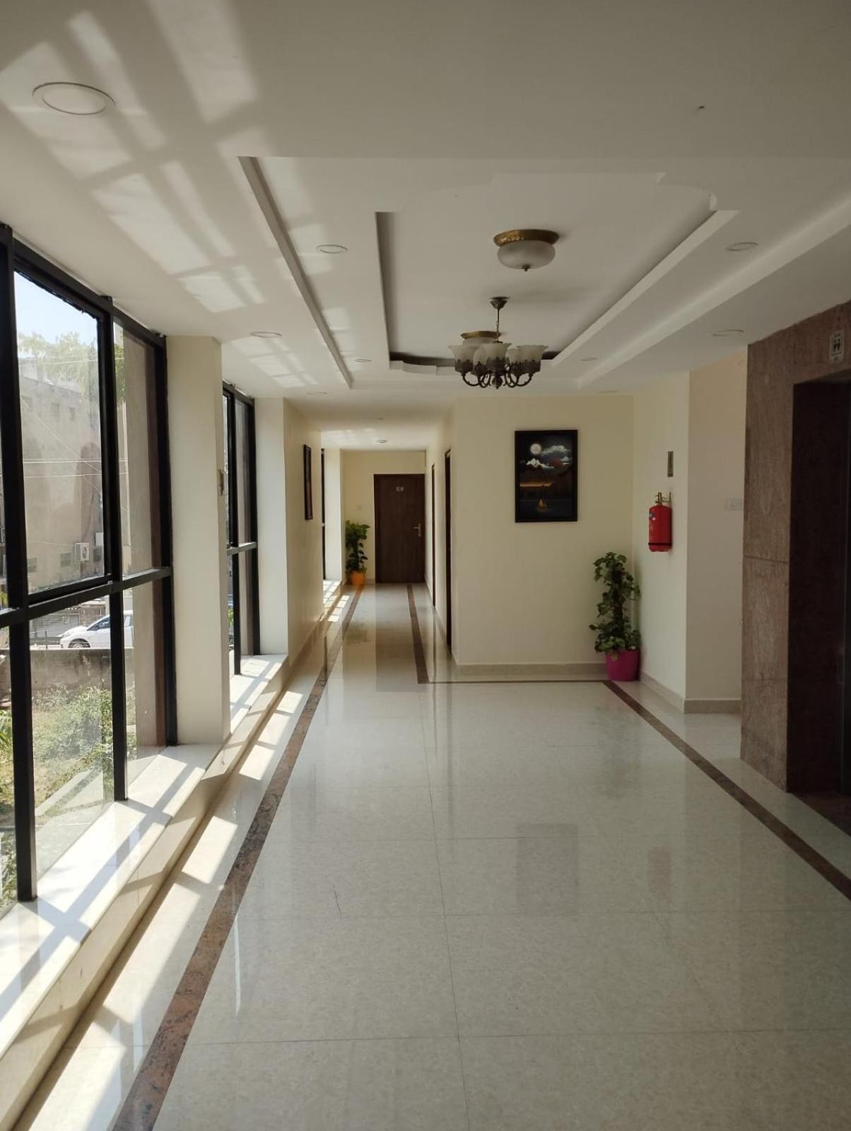 Annai Residency Hotel Велор Екстериор снимка